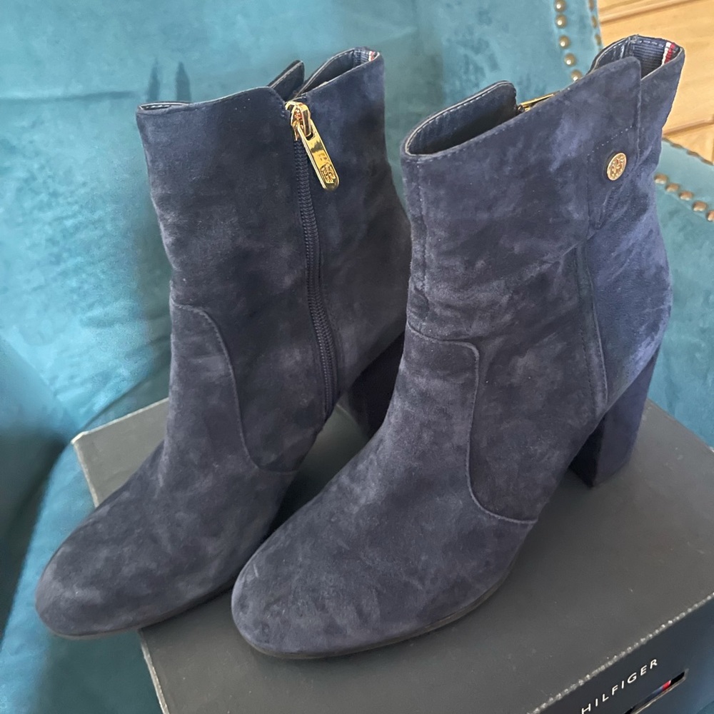 Tommy Hilfiger Suede Booties
